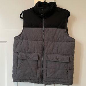GAP Men’s Puffy Vest